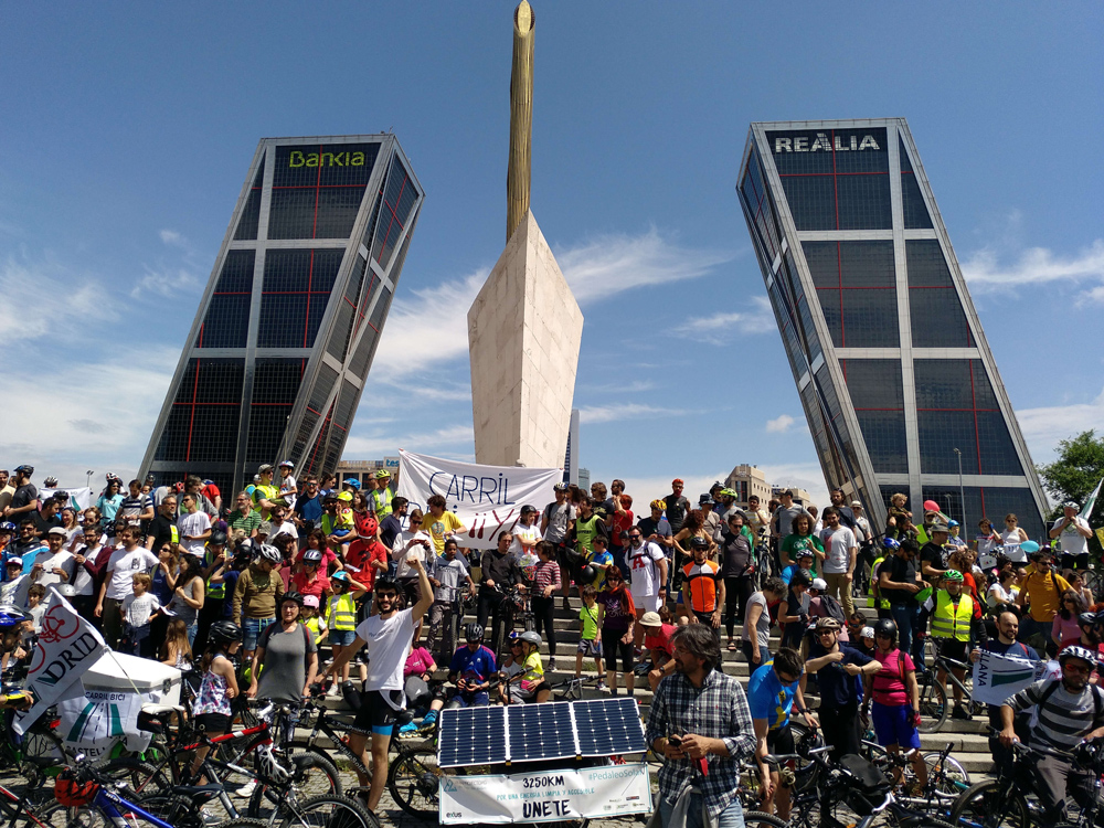 Vuela a España en Bicicleta solar Ecooo Zima Project