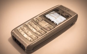 Telefono movil antiguo reciclar