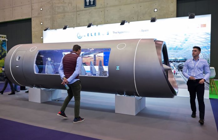 Hyperloop zeleros